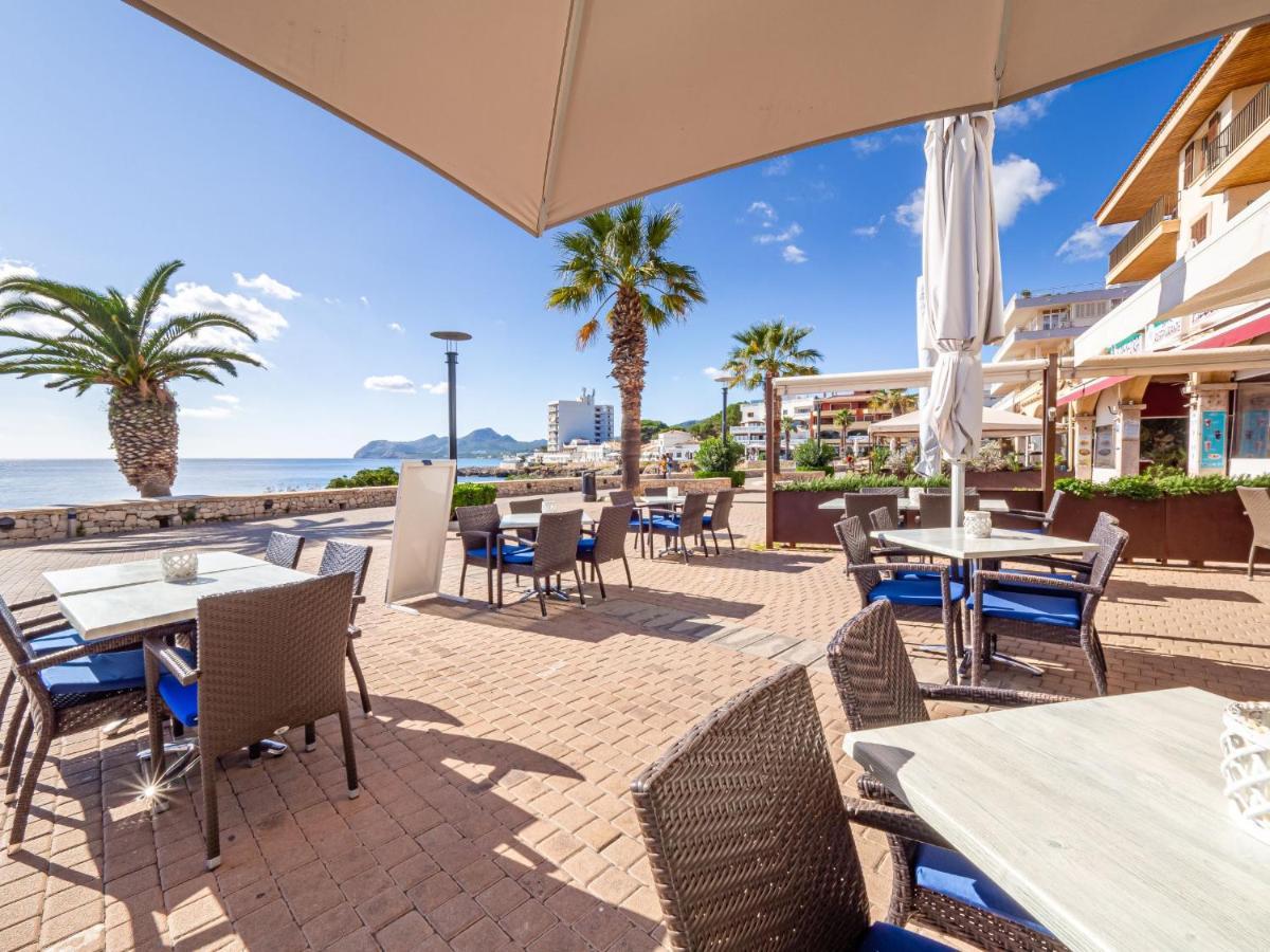 Hostal Port Corona Кала Ратхада Екстериор снимка