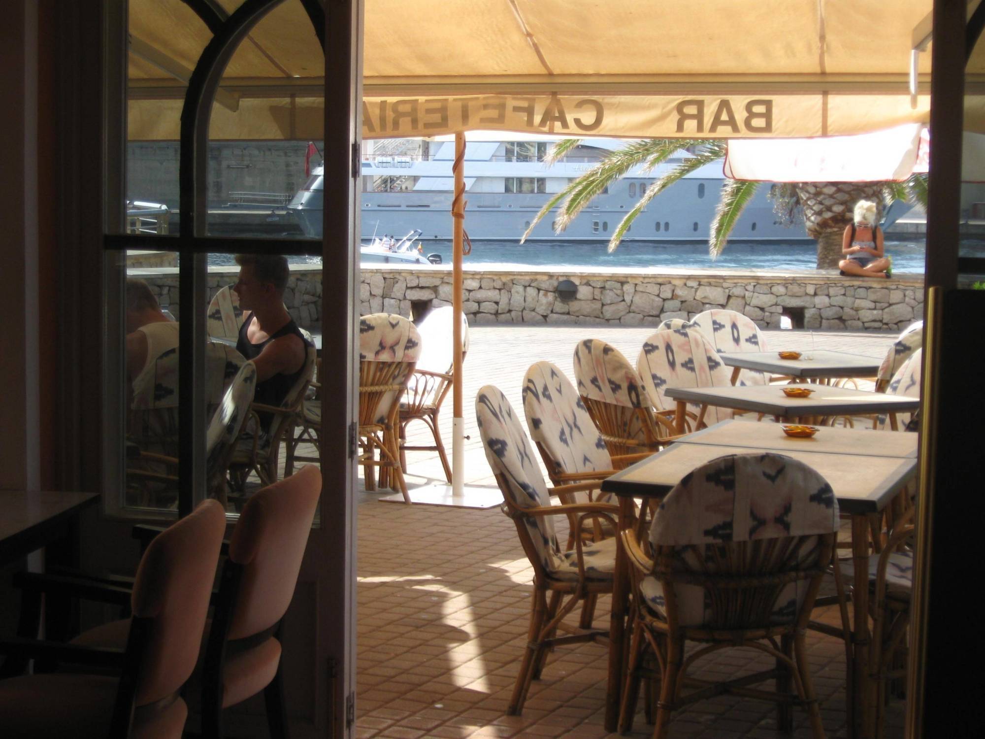 Hostal Port Corona Кала Ратхада Екстериор снимка